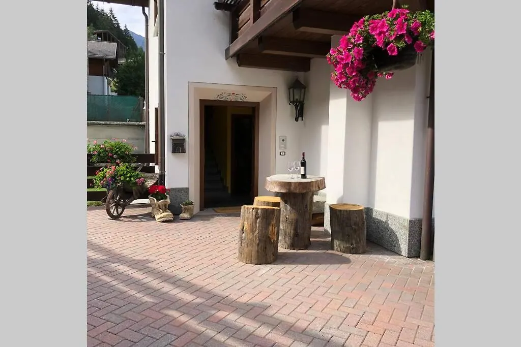 Apartment Appartamento A Due Passi Da Bormio Valdisotto Italy